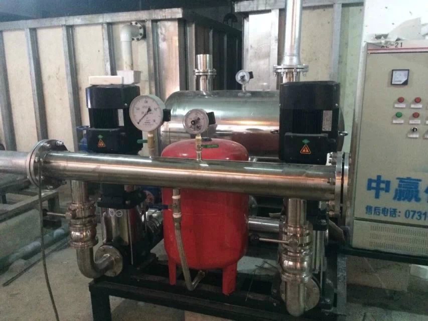 江西雄鷹房地產(chǎn)開發(fā)有限公司采購5.5KW、7.5KW兩用一備無負(fù)壓供水設(shè)備兩套